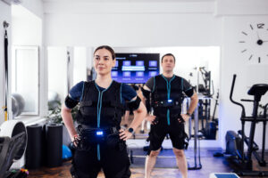 how does an ems suit work