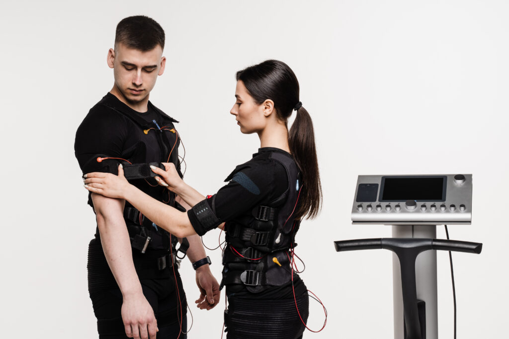 how does an ems suit work
