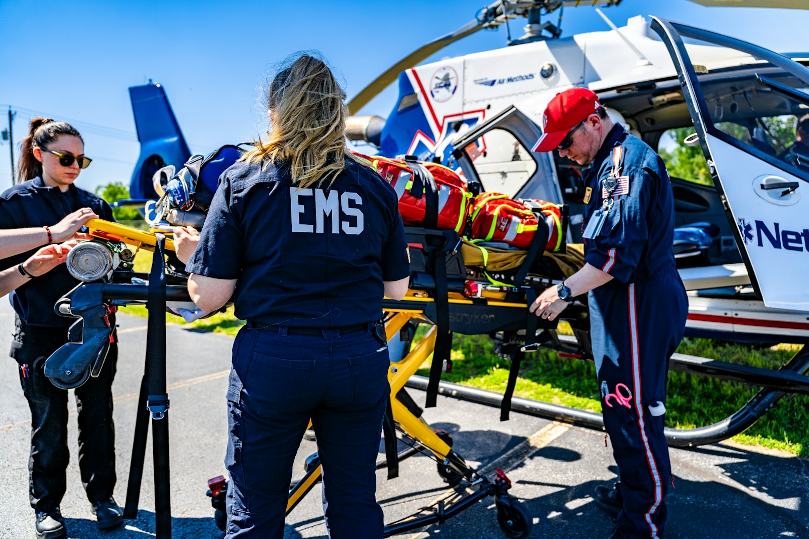 wired vs wireless ems suit